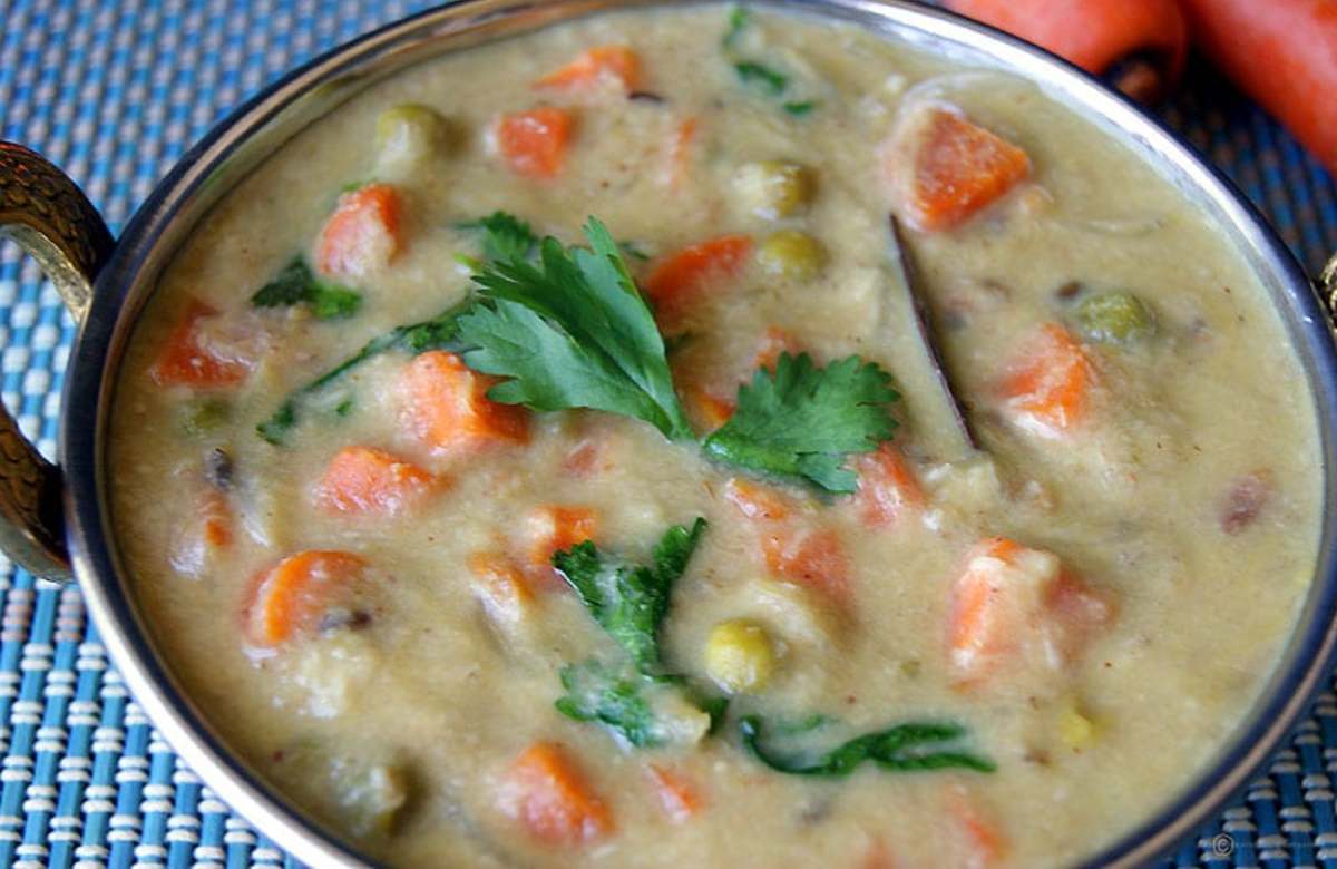 Potato Carrot Kuruma Recipe Malayalam