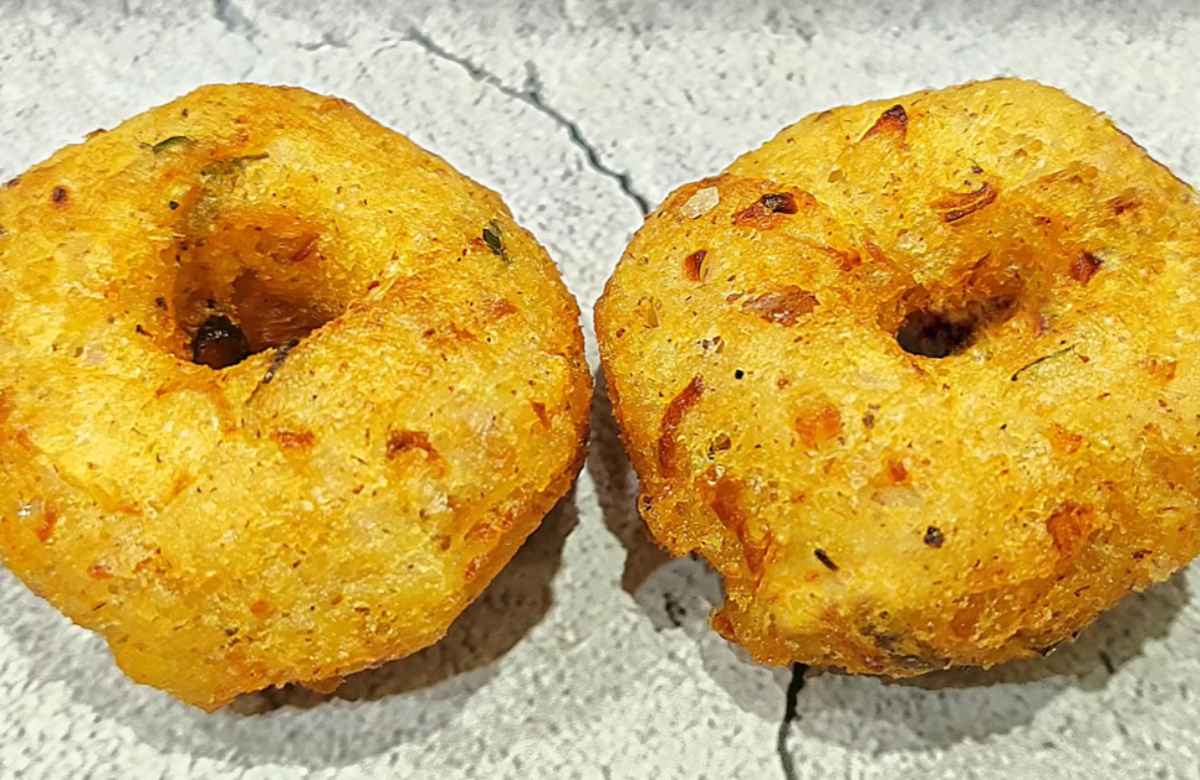 Easy Vada using Leftover Rice