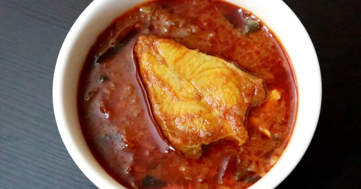 Easy Fish Curry Mulakittathu Recipe